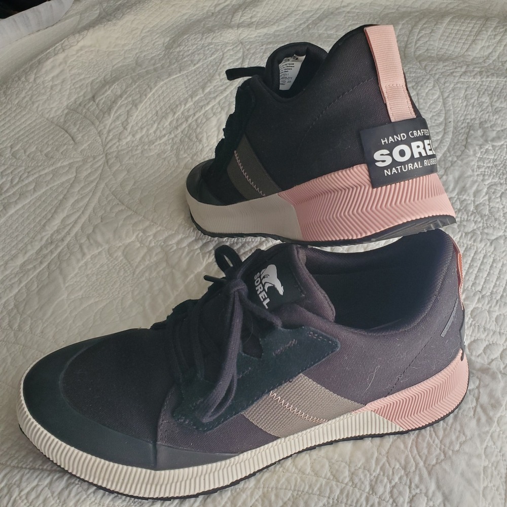 Sorel Out N About III Low Waterproof Sneakers Black Pink Canvas Suede Womens 11